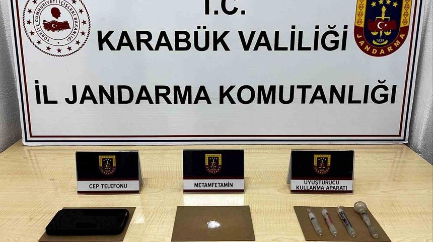 Karabük’te uyuşturucu operasyonları: 5 şüpheli gözaltına alındı