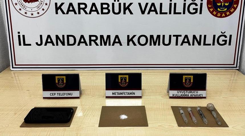Karabük'te uyuşturucu operasyonları: 5 şüpheli gözaltına alındı