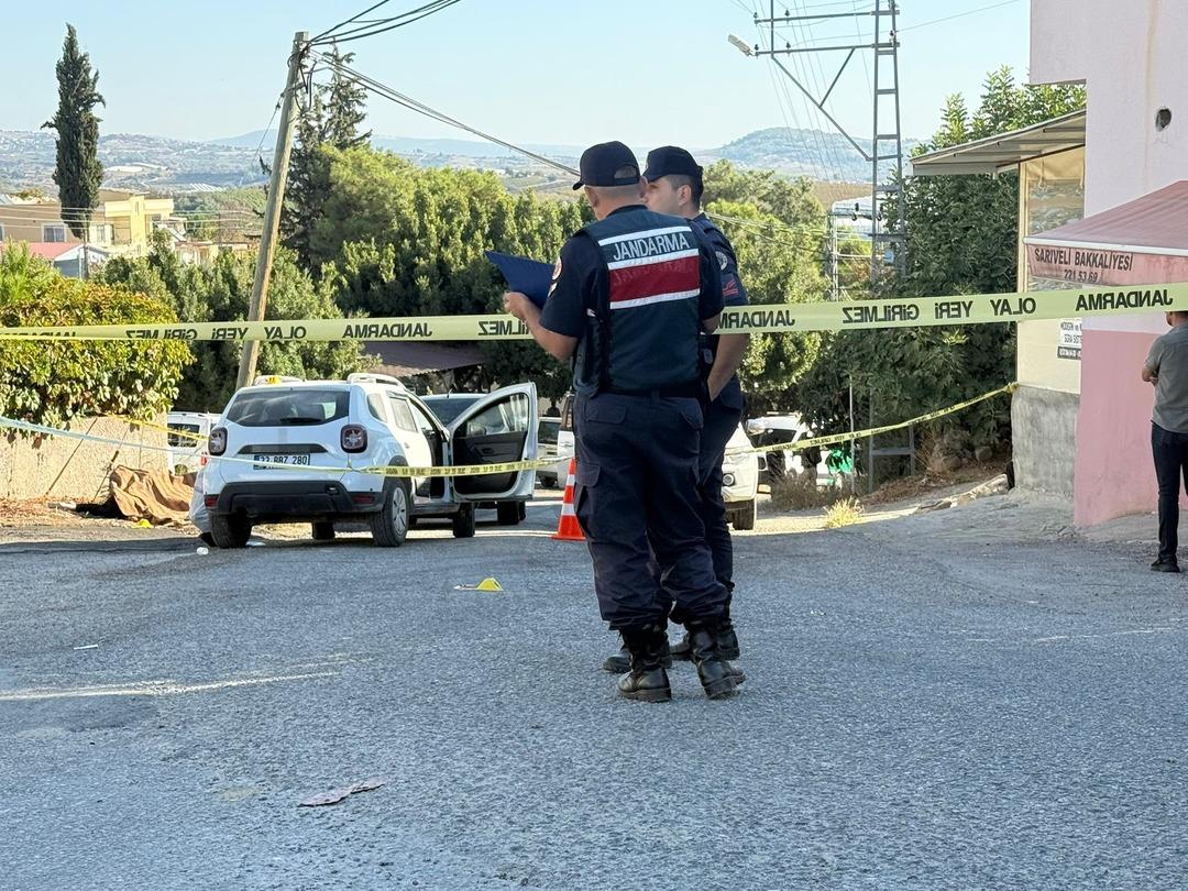 Mersin de dehşet: Ekmek almaya giden çocuğu öldürüp intihar etti! 3