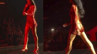 Amelia Gray Victoria's Secret'a damga vurdu! Arkasını dönünce olay oldu