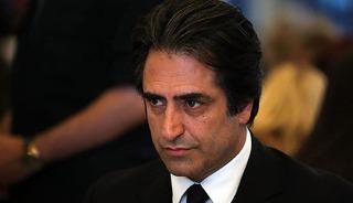 &Uuml;nl&uuml; isimden İran uyarısı! 'İsrail ve ABD&rsquo;nin taşeronu olmamalıyız'