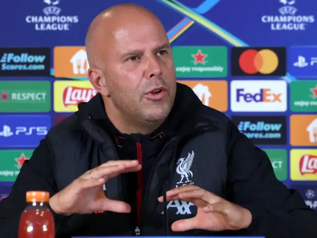 Arne Slot'tan G.Saray'a gönderme! O maçı unutamadı