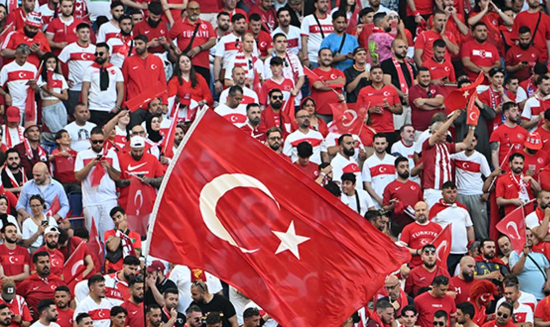 A Milli Futbol Takımı, FIFA sıralamasında 26. sıraya yükseldi! 1