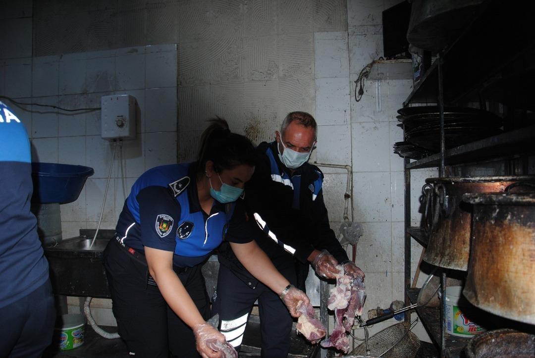 Şanlıurfa’da ele geçirildi, tam 1 ton! Vatandaşlara yedirilmek üzere hazırlanmış... 5