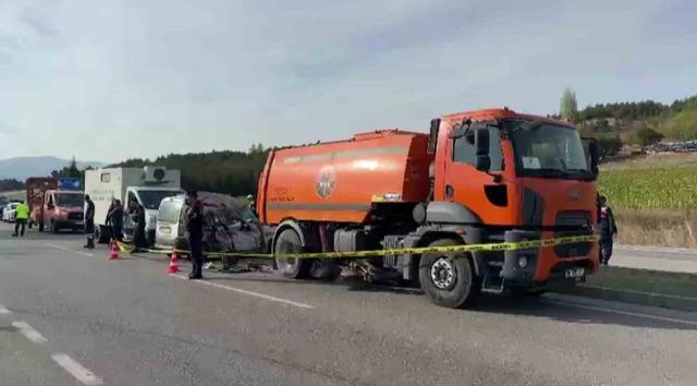 Amasya’da korkunç kaza: 4 ölü, 1 yaralı 3