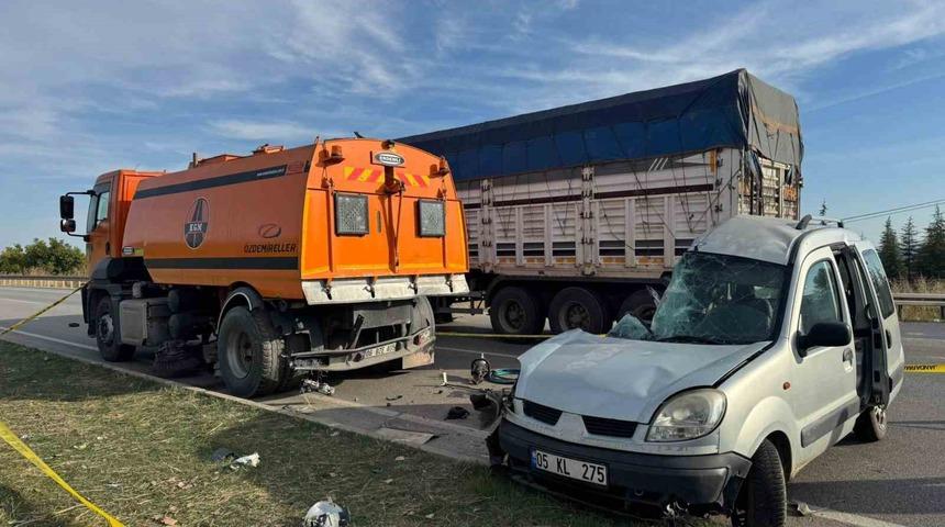 Amasya’da korkunç kaza: 4 ölü, 1 yaralı
