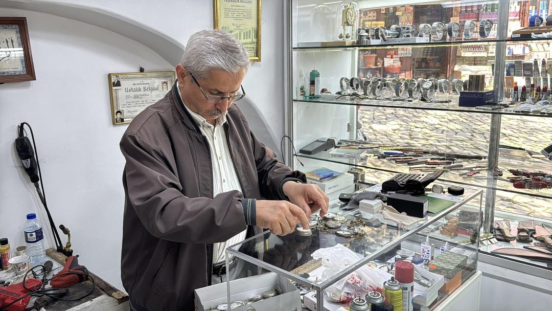 50 yıldır bu işi yapıyor! Türkiye nin her yerinden geliyorlar 1