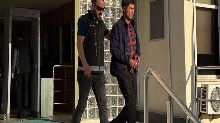 Evlerinde uyuşturucu ile yakalanan 2 şüpheli tutuklandı