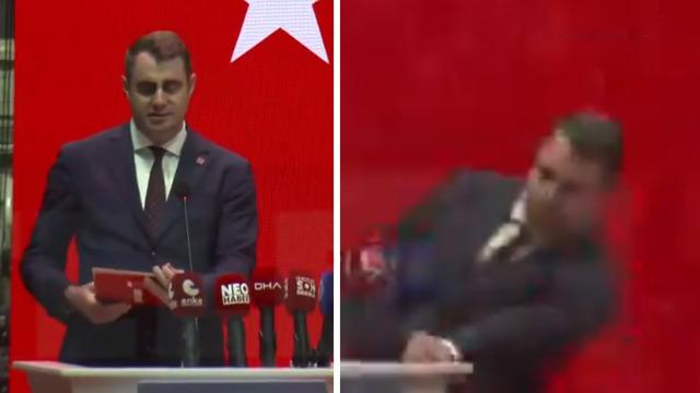 CHP Kongresinde korkutan an! İl Başkan adayı konuşma yaparken bir anda yere yığıldı