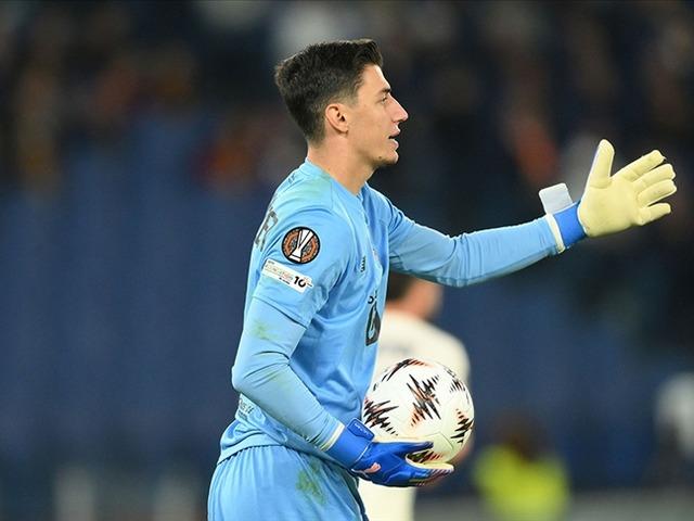 Milli takım kampını terk etmişti! Berke Özer için Lille'den açıklama