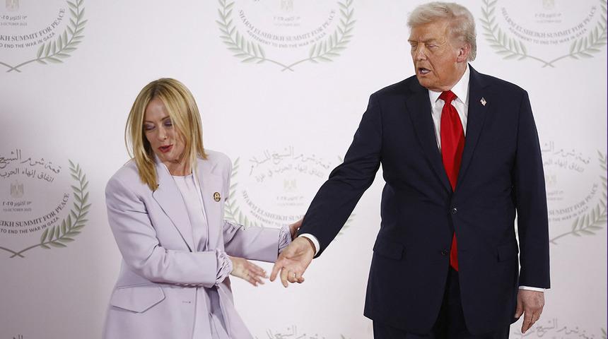 Meloni'den 'Trump'ın metresi' yorumuna sert tepki: "Yıllarca saygı dersi veren sol, şimdi bir kadını aşağılıyor"