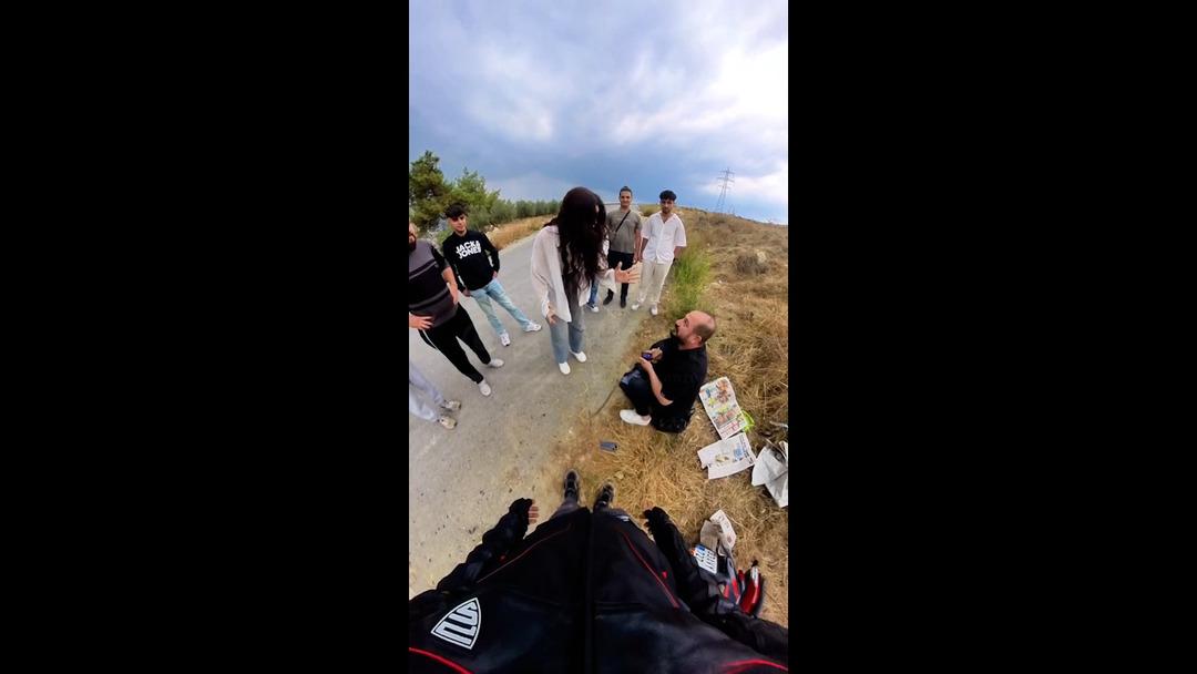 Böyle evlilik teklifi görülmedi! Öldü süsü verip teklif edince olanlar oldu: Gazete daha gerçek oynamış 3