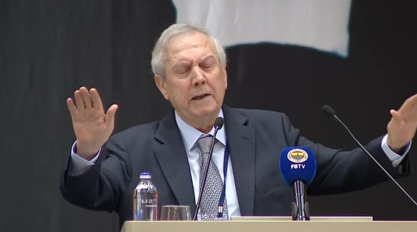 Divan Kurulu'nda Aziz Yıldırım kürsüye çıktı, ortalık karıştı! Ali Koç'a olay sözler... "Yanlış yapıyorsun"