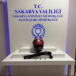 Motosiklet kaskıyla geldi, tüfekle 2 kişiyi yaraladı: 3 gözaltı