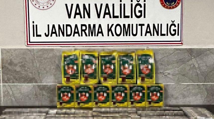 Van’da bin 460 paket kaçak sigara ele geçirildi