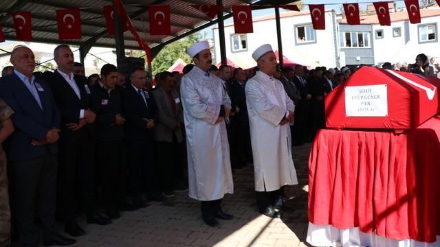 Şehit Piyade Er Eyüp Güner, Gaziantep'te toprağa verildi