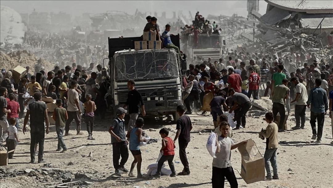 Gazze ye kısıtlı sayıdaki insani yardım yüklü tırın girişi devam ediyor 1