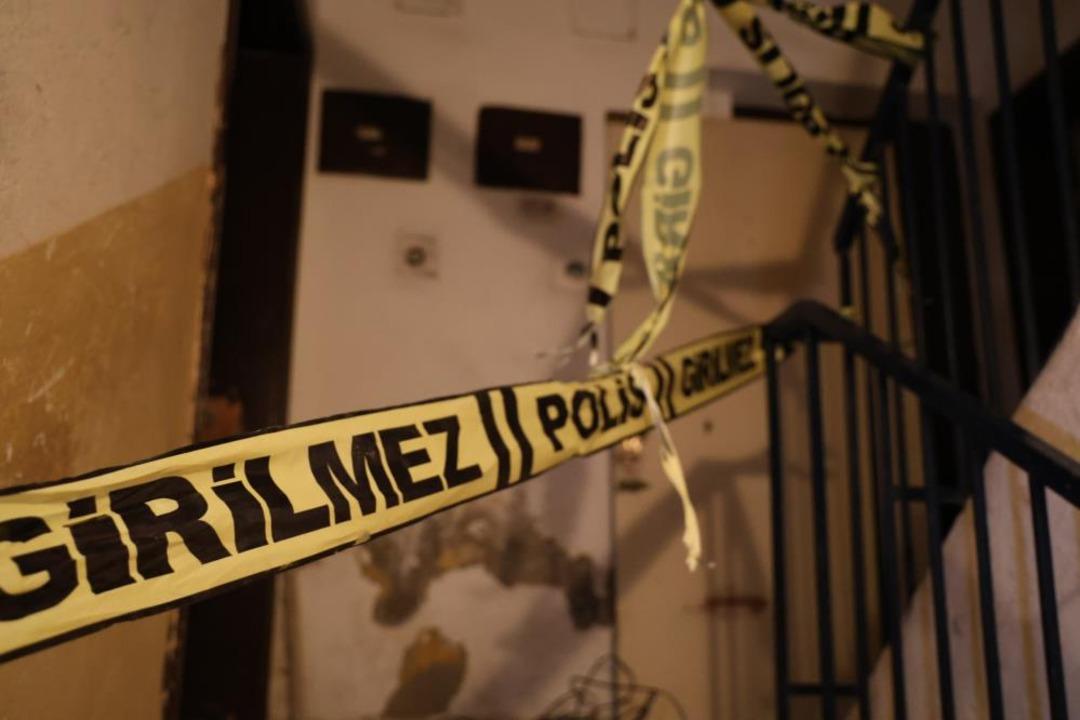 Nevşehir de çöple dolu evde annesinin cesediyle 1 ay yaşadı 3