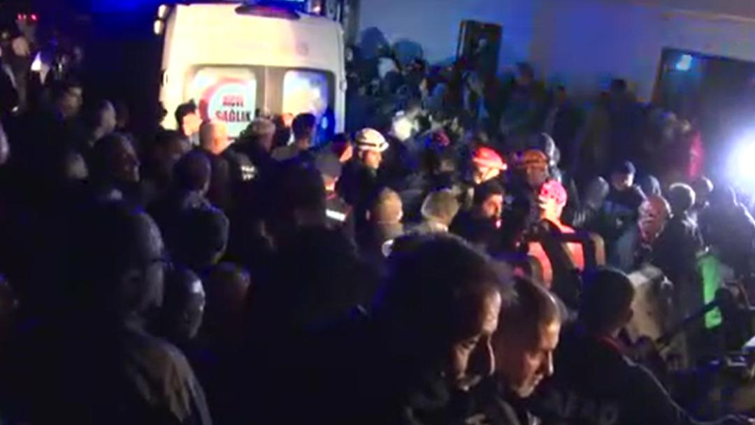 Bursa dan acı haber... Kanalizasyon çukuru kazarken göçük altında kaldılar: 2 kardeş hayatını kaybetti 7