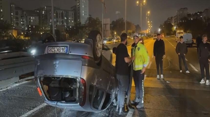 Bayrampaşa'da makas attığı iddia edilen sürücü zincirleme kazaya neden oldu