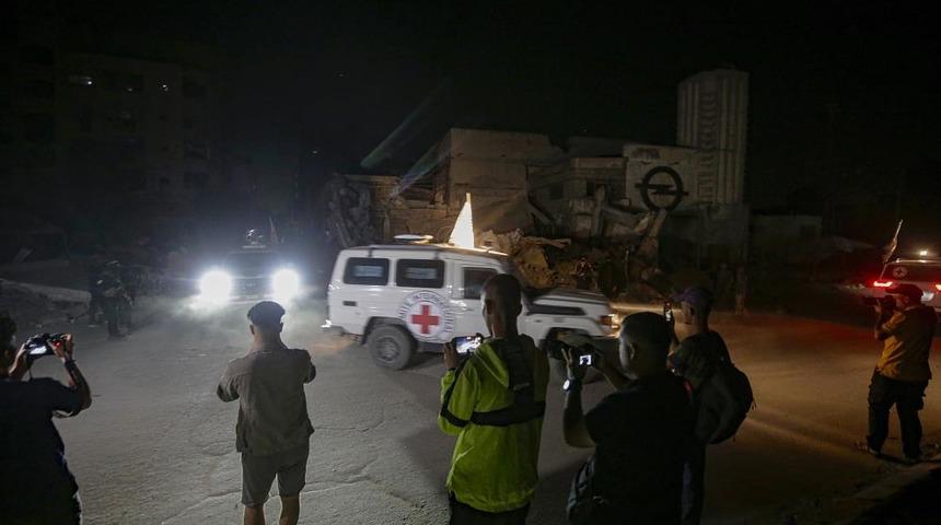 İsrail, Hamas’tan 2 İsrailli rehinenin daha cesedini teslim alacak