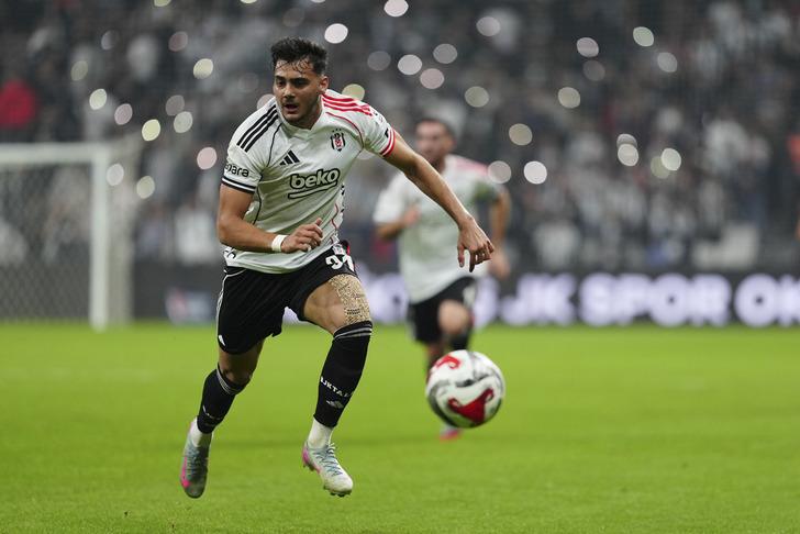 Beşiktaş'ın Gençlerbirliği yenilgisi sonrası Nihat Kahveci canlı yayında çılgına döndü! Sergen Yalçın'a olay sözler: 15 gün ne yaptınız? G5