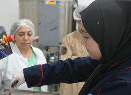 Yılda 3 milyon TL gelir! Fabrika gibi çalışıyor, öğrenip para kazanıyorlar