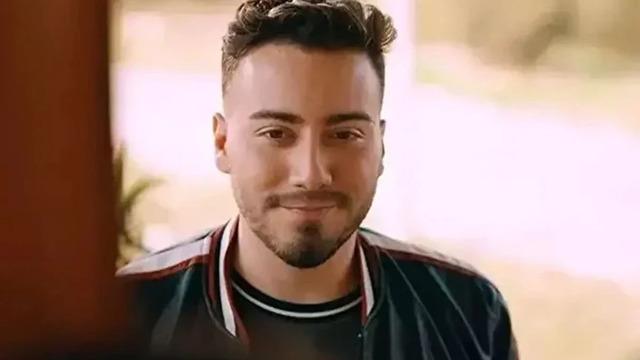 Enes Batur'a ne oldu? Tarikat iddiaları sonrası yakın dostu patladı! Ulaşamıyorum