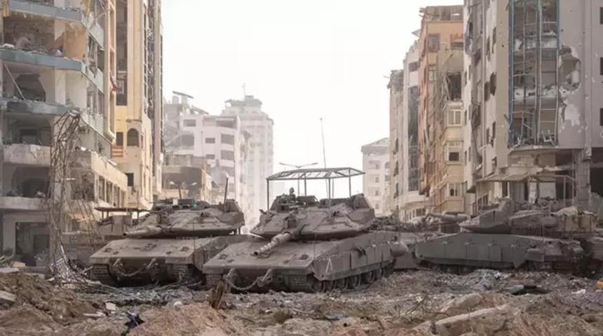 İsrail ordusu, Gazze'nin güneyindeki Refah'a hava saldırıları düzenledi 