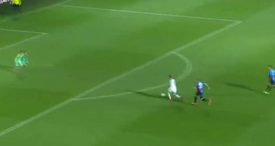 Avrupa Ligi'nde gecenin ilgin&ccedil; gol&uuml;!