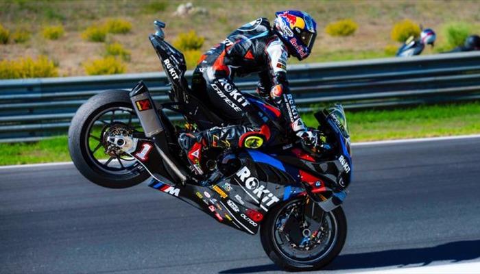 Toprak Razgatlıoğlu 3. kez dünya şampiyonu oldu!