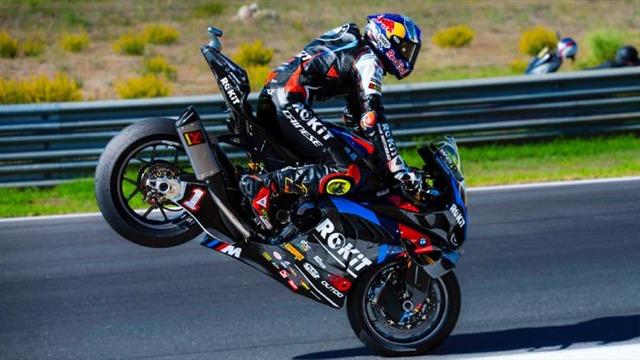 Toprak Razgatlıoğlu tarih yazdı! Milli motosikletçi 3. kez dünya şampiyonu oldu