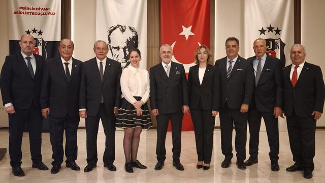 Beşiktaş Divan Kurulu Başkanı Ahmet Ürkmezgil oldu