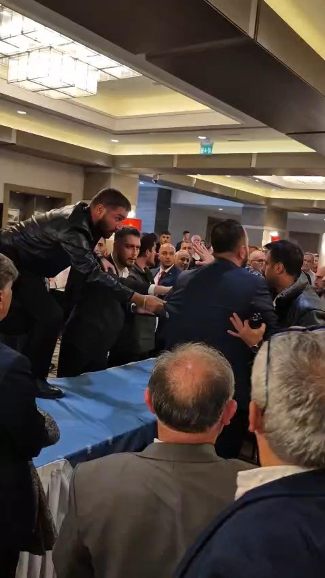 Zonguldak ta CHP kongresinde kavga: 2 yaralı 1