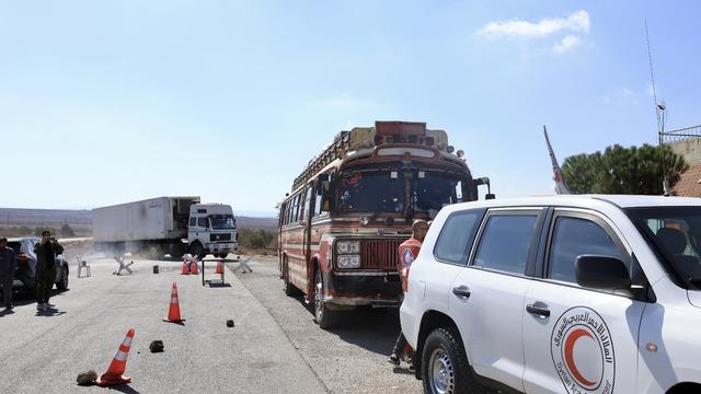 Suriye'nin Süveyda ilinde Dürzi silahlı gruplar ile Arap aşiretler arasında esir takası