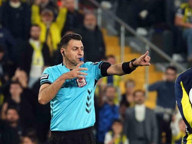 Fatih Karagümrük başkanı Fenerbahçe maçı oynanırken stadı terk etti! "Böyle hakem mi olur!"
