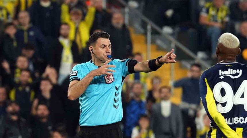 Fatih Karagümrük başkanı Fenerbahçe maçı oynanırken stadı terk etti! "Böyle hakem mi olur!"