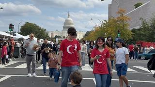 Washington'da Türk rüzgarı esti: Döner, gözleme, baklava, simit de ikram edildi
