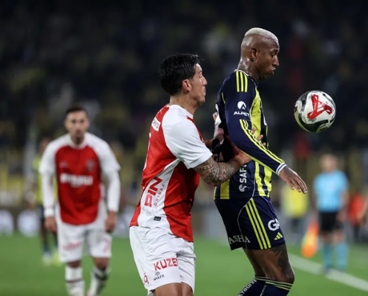 Penaltı, kırmızı kart, iptal edilen gol... Trio ekibinden Fenerbahçe-Karagümrük maçı için çok konuşulacak yorum!  G1