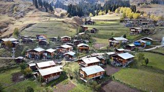 Maden köyü ahşap mimarisiyle dikkat çekiyor