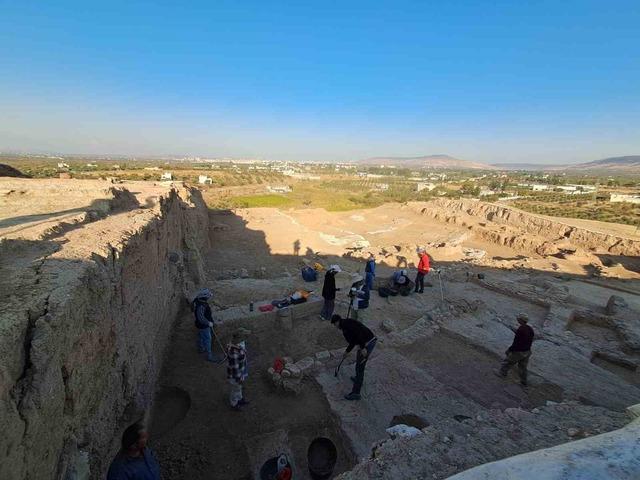 Kilis’teki Oylum Höyük kazılarında yeni Hitit çivi yazılı belgeler bulundu 3