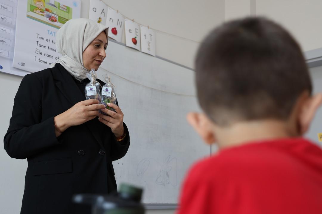 Çocuklara el yıkamayı sevdiren fikir: Meyve şeklinde sabun tasarladı 2