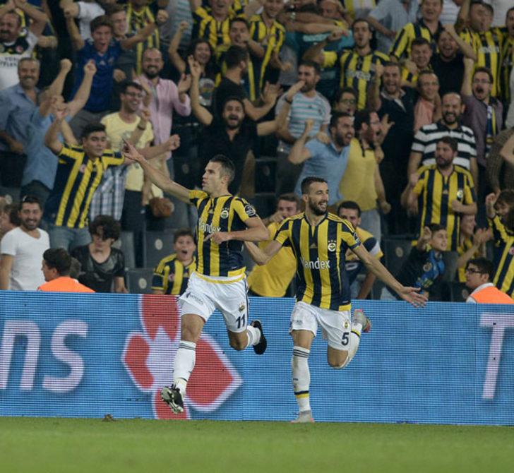 Van Persie bombası! 'Bize gel' G2