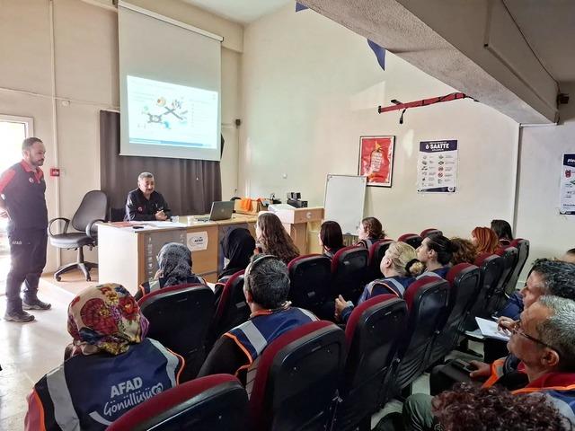 AFAD Aydın’dan gönüllülere afet farkındalık eğitimi 2