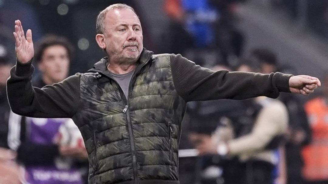 Süper Lig de şampiyonluk oranları güncellendi! Dev kulübün oranı tam 2.5 kat arttı... Görenler inanamadı 2