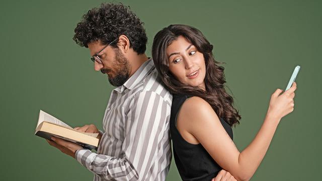 Dijital fırtınada kaybolan sayfalar: Neden hâlâ bir kitabın kokusuna ihtiyacımız var?