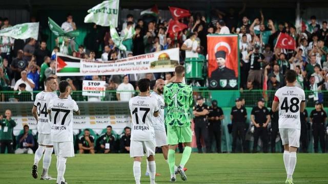 Bodrum FK liderliği bırakmadı