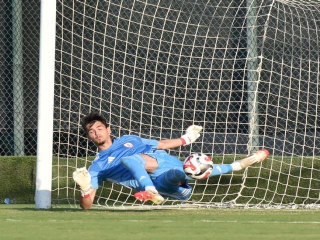 Altınordu'da kaleci Arif rüzgarı