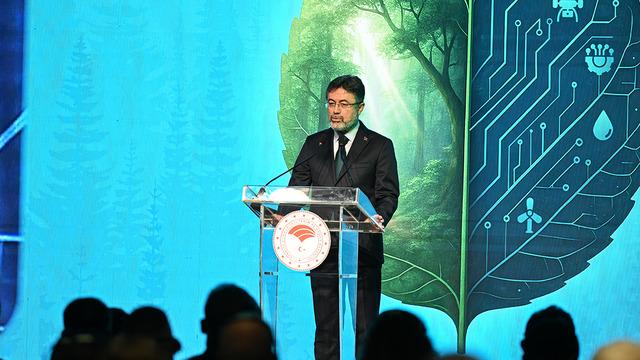 Bakan Yumaklı: Örnek gösterilen vizyon ülkesi konumuna yükseldik