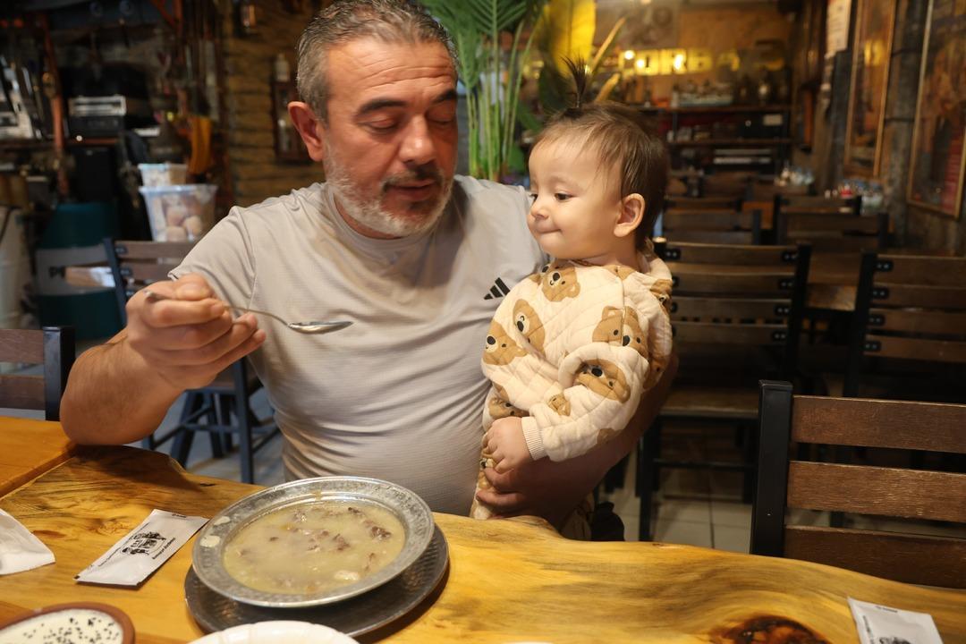 Soğuk kış günlerinde sıcak şifa dokunuşu: Çocukların dahi tükettiği kış çorbaları: "Kelle ve arabaşı" 9